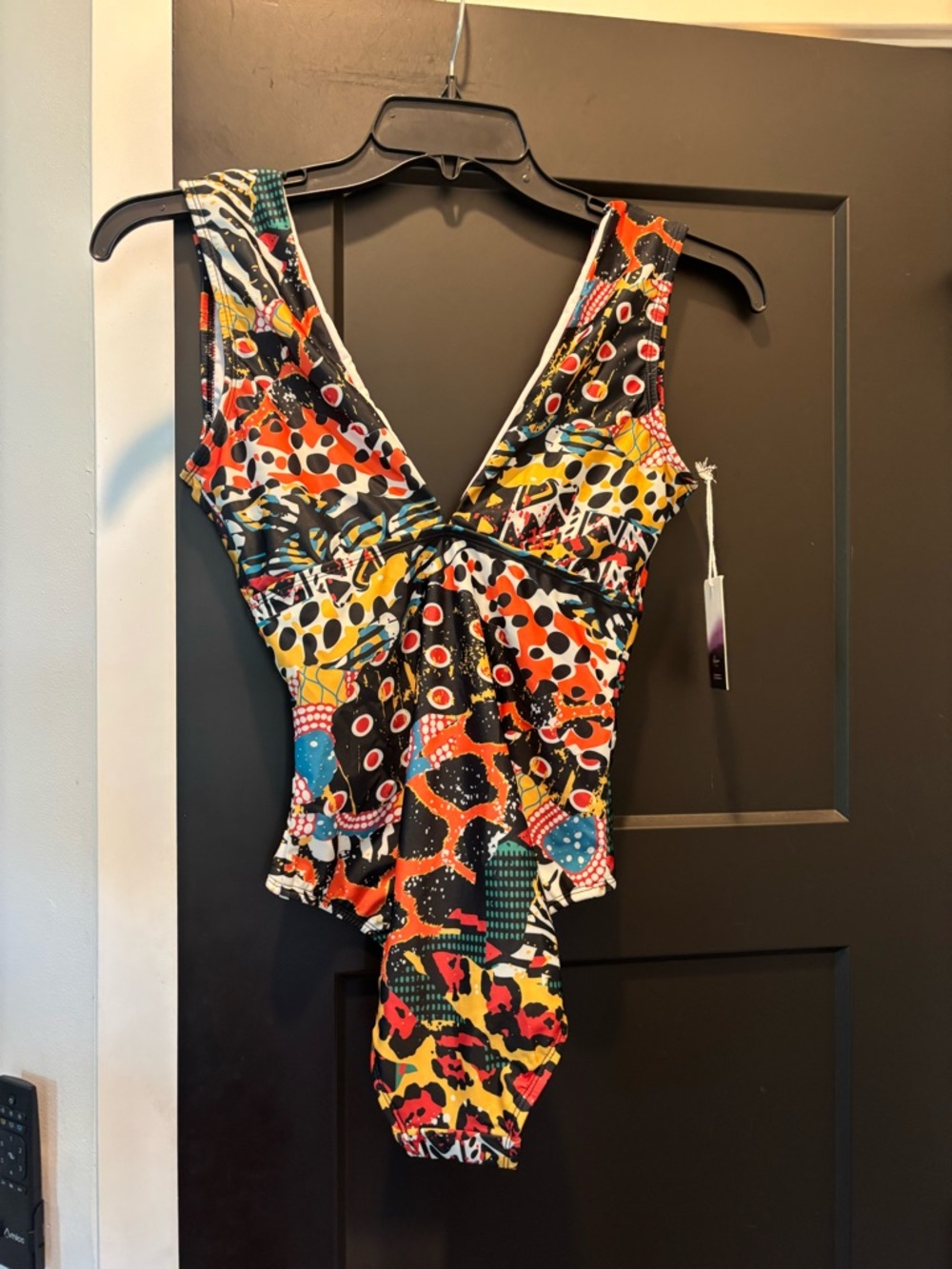Averie Harlow Deep Plunge One Piece Swimsuit Bikini Swim Small NWT - Picture 7 of 9